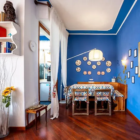 Апартаменты Colorful Tuscan In Casole