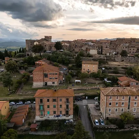 Colorful Tuscan In Casole *