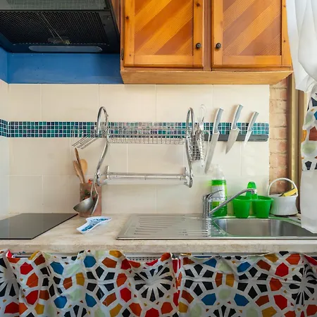 Colorful Tuscan Retreat Steps From Casole Center * Казоле-д'Эльса